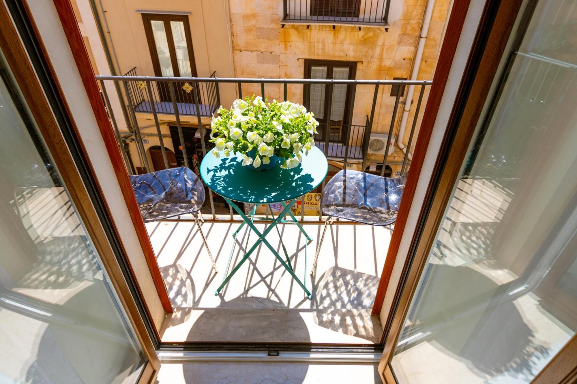 Апартаменты 30 Balcone Bordonaro Чефалу Экстерьер фото