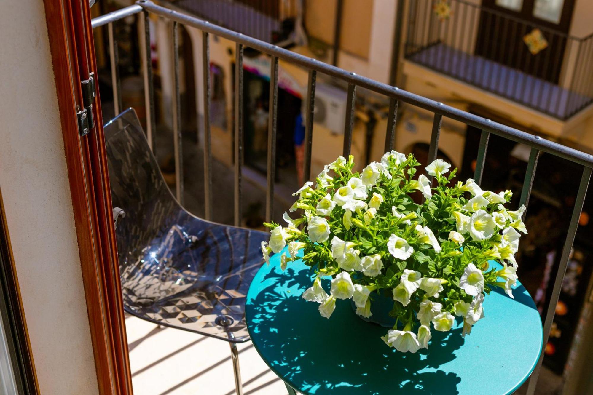 Апартаменты 30 Balcone Bordonaro Чефалу Экстерьер фото